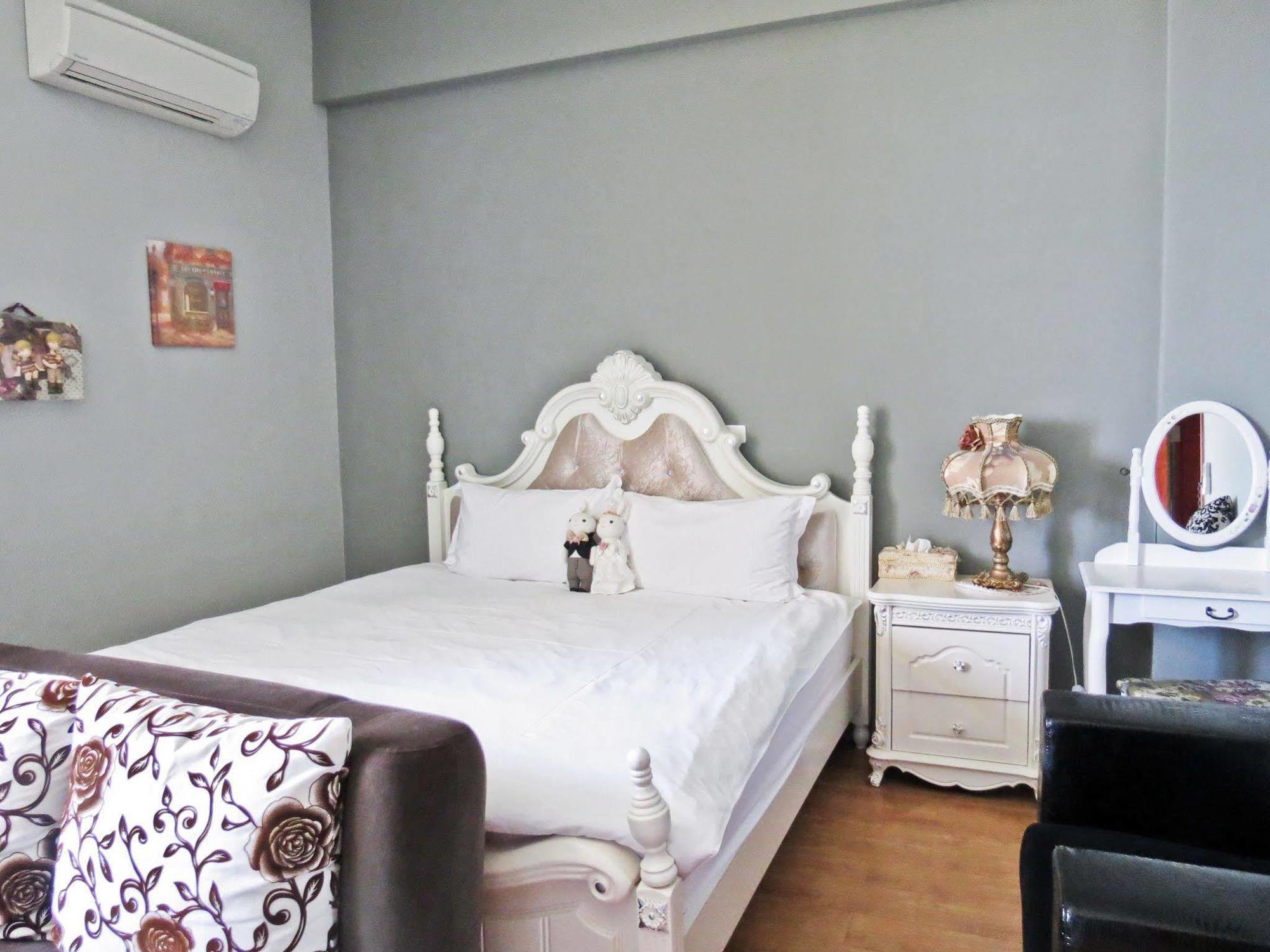 Cozy Blue B&B T'ai-tung Buitenkant foto